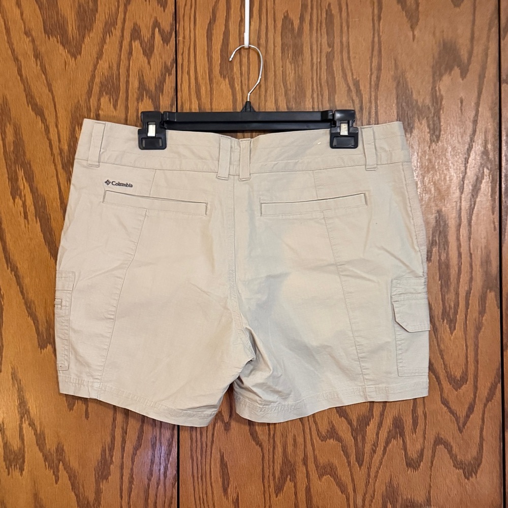 Columbia Omni Shade Khaki Cargo Shorts Size 12W - Picture 4 of 12